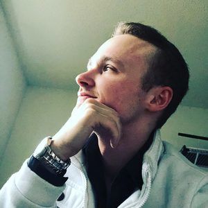 Meet your Posher, Eric